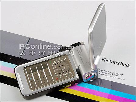 諾基亞 N93i 獨(dú)領(lǐng)風(fēng)騷優(yōu)雅男人用精致全能手機(jī)推薦(2)