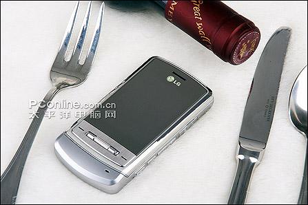 LG KG70(Shine) 獨(dú)領(lǐng)風(fēng)騷優(yōu)雅男人用精致全能手機(jī)推薦(5)