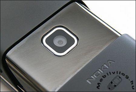 奢華觸手可見(jiàn)!諾基亞8600 Luna真機(jī)圖獨(dú)家呈現(xiàn) 奢華精品諾基亞8600Luna真機(jī)圖賞(2)