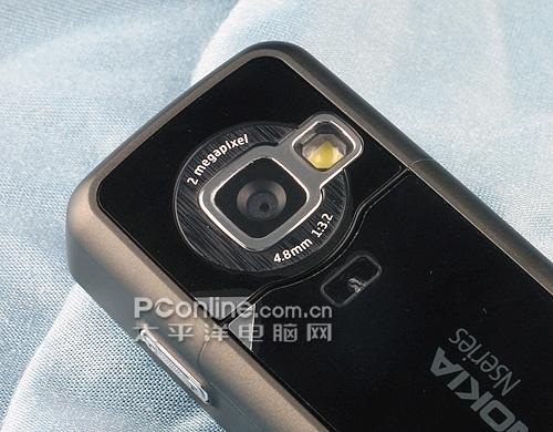 支持DVB-H諾基亞智能電視手機(jī)N77圖賞(4)