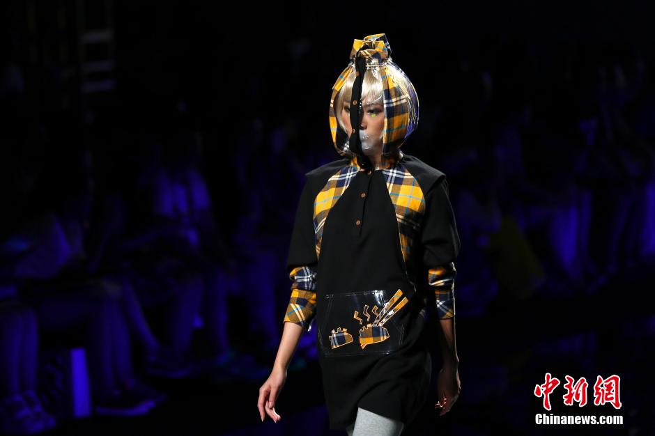 7��10����CRZ���������ڷ�����(hu��)���ݴ�����׌�^������Ԯ��@�������(ch��ng)�����yϵ�С�����ϵ��������ϵ�е��Ă�(g��)���}���Ĳ�ͬ�Ƕ�ԏ���һ��(g��)��(chu��ng)��ʮ��������ǿ���