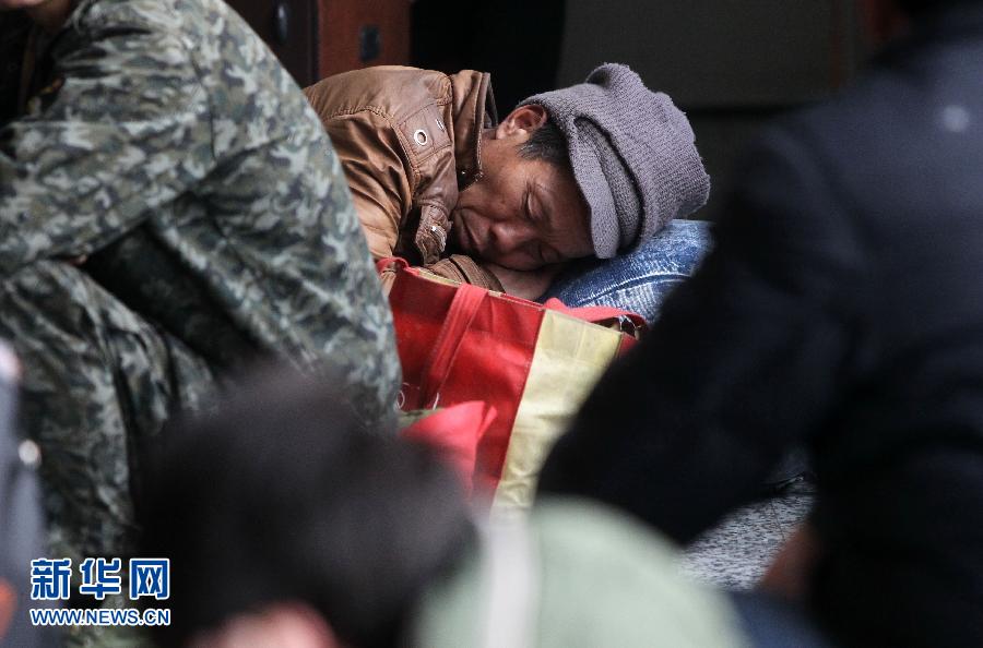 1��18�������Ϻ���܇վ��܇��������ſ��������˯����������������܇�����ϼҸ��C��(hu��)�����z�����Ǜ](m��i)���I����Ʊ��һ��һҹ����;��(du��)����(l��i)�f(shu��)�ǂ�(g��)��С�Ŀ��(y��n)��