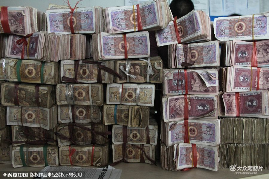 2016��1�£��I�ݵ���������ĳ��܇4S��ӆُ�̄�(w��)��܇һ�v��1��22��������ǰ�����{�׸������׸�ȫ����ֵ1����5�Ǽ��ż�Ӳ�ź�Ӌ(j��)���f��ǧ��Ԫ��